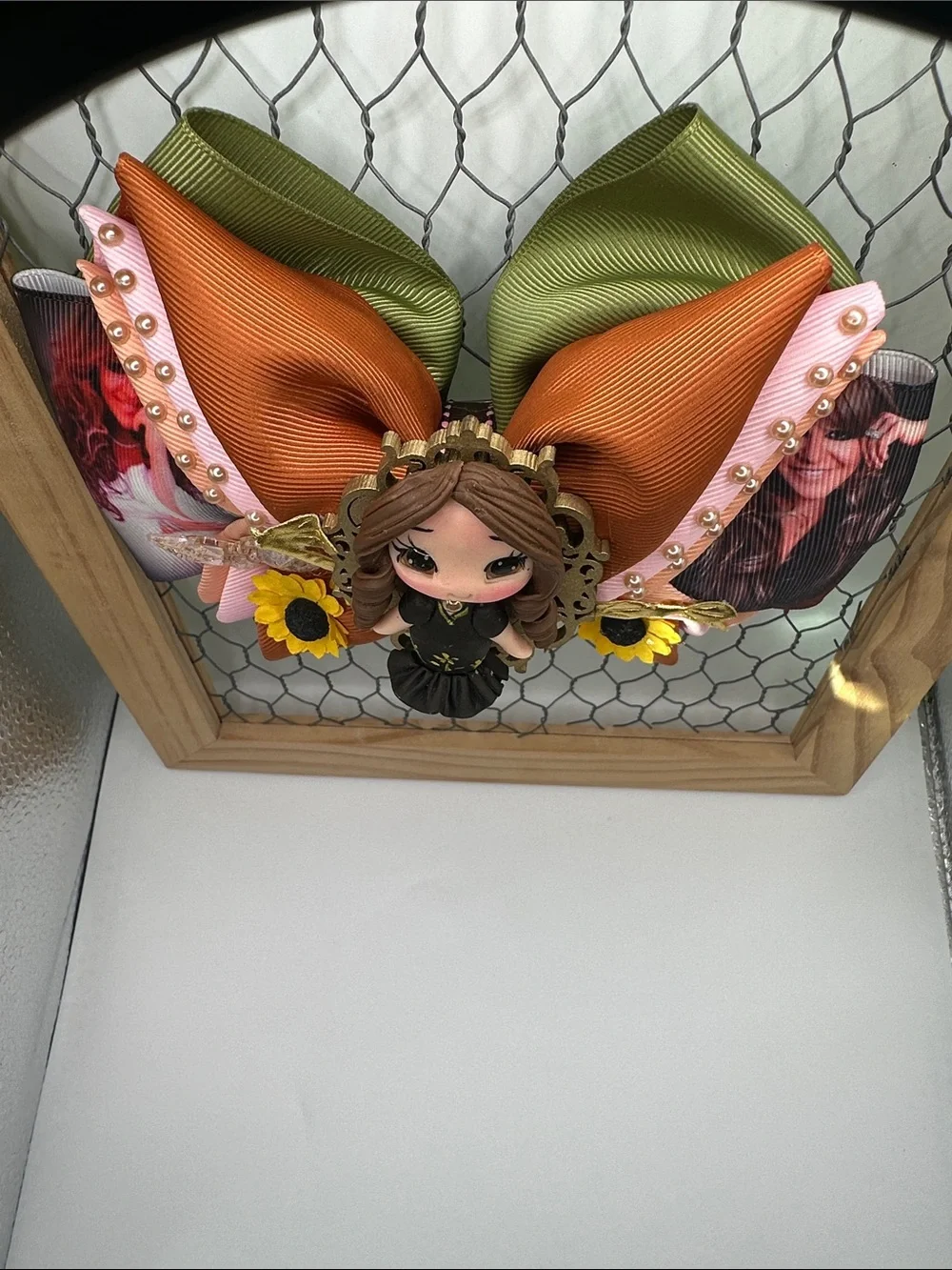 Jenni Rivera inspired handmade hair bow.